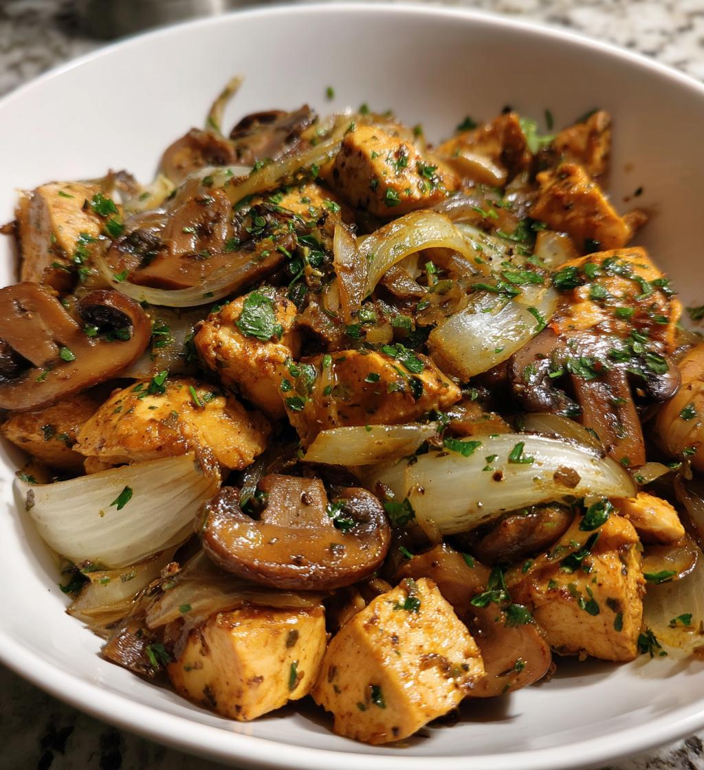 chicken mushroom onion - detail 1