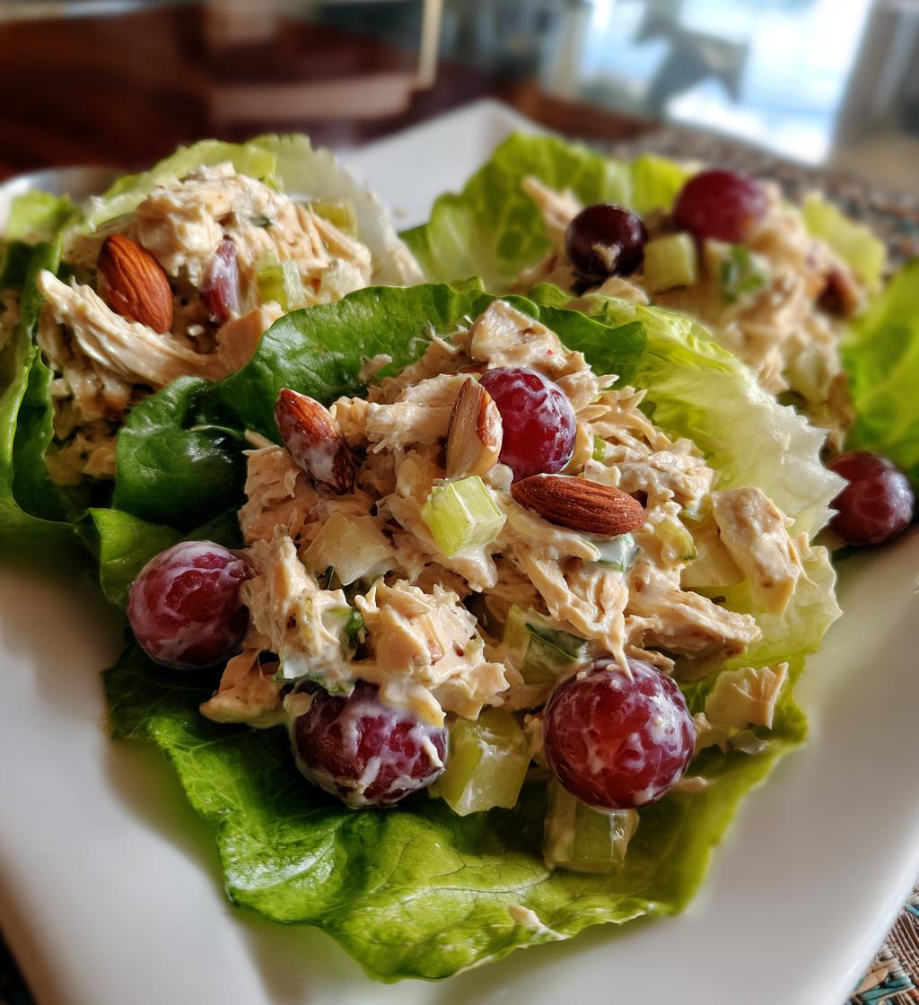 chicken salad - detail 1